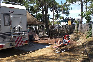 Camping Yellow Village - Les Grands Pins