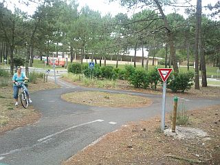 Camping Yellow Village - Les Grands Pins